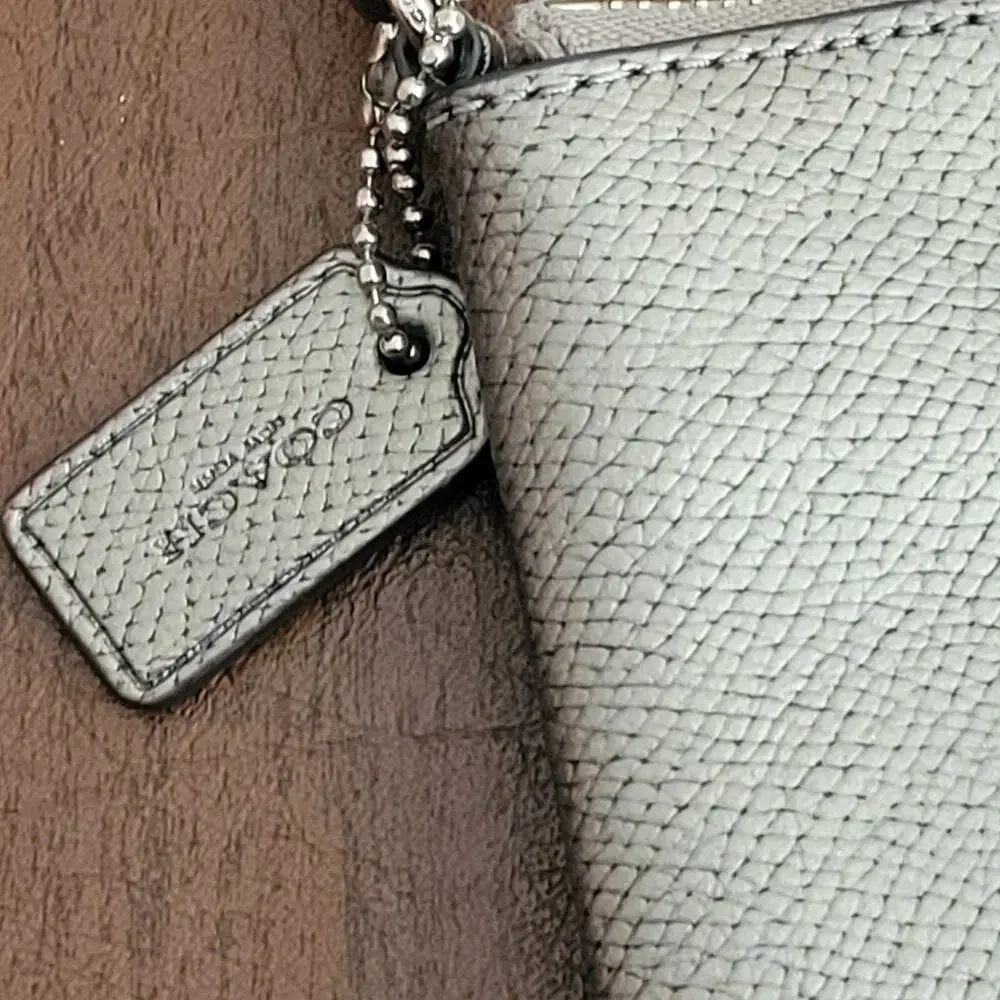 Coach Turnlock Small Wristlet with Bow Silver Gray Leather Wallet